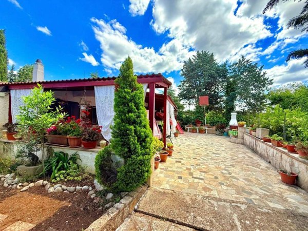 casa indipendente in vendita a Cassano delle Murge