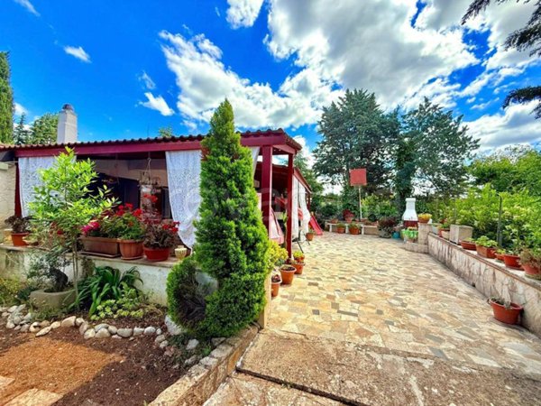 casa indipendente in vendita a Cassano delle Murge