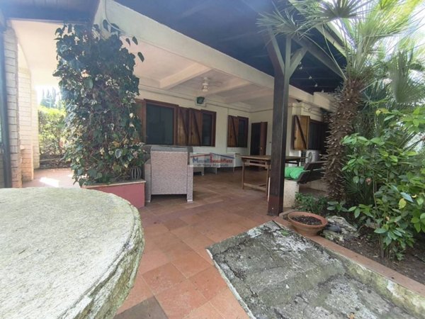 casa indipendente in vendita a Cassano delle Murge