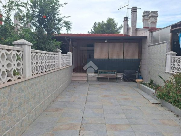 casa indipendente in vendita a Cassano delle Murge
