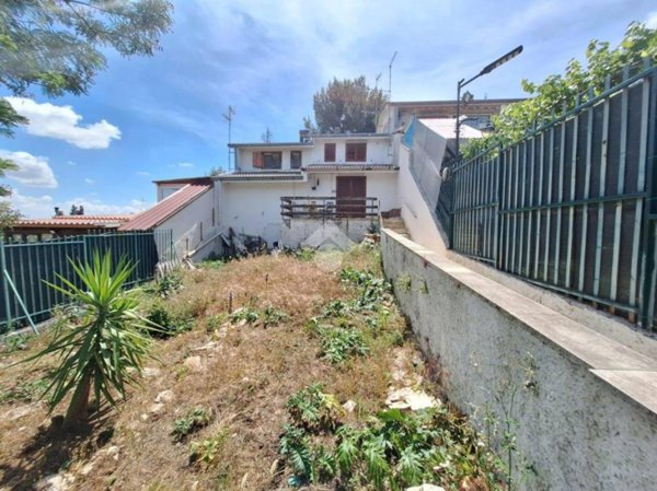 casa indipendente in vendita a Cassano delle Murge