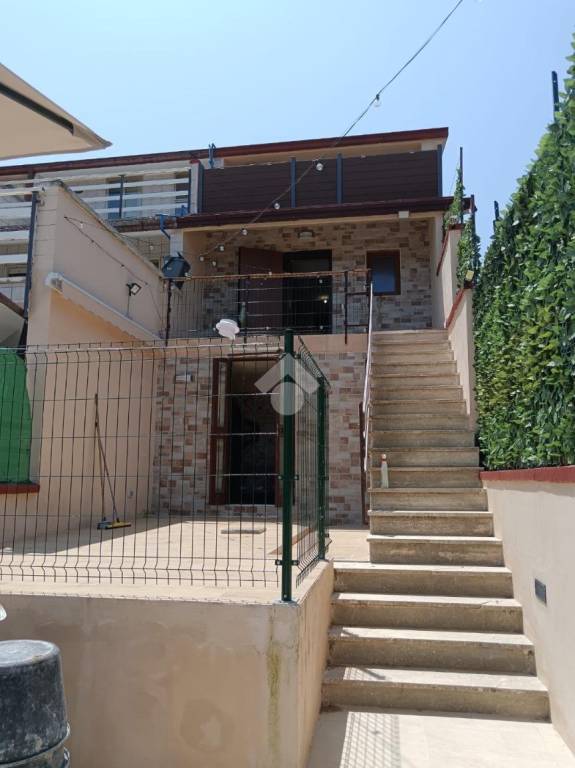 casa indipendente in vendita a Cassano delle Murge