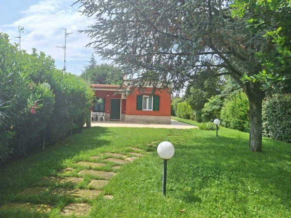 casa indipendente in vendita a Cassano delle Murge