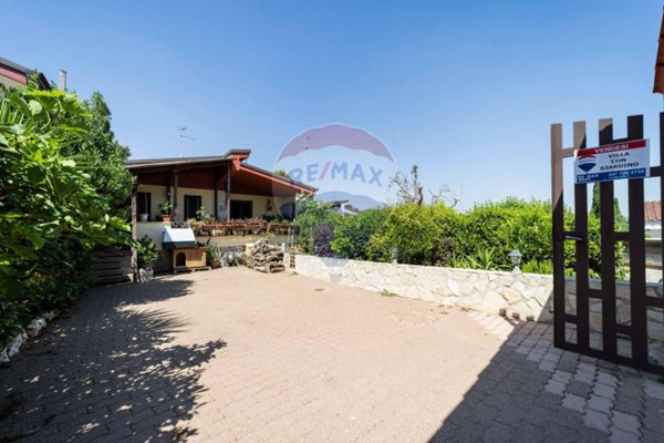 casa indipendente in vendita a Cassano delle Murge