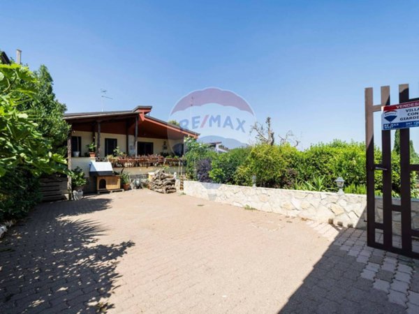 casa indipendente in vendita a Cassano delle Murge
