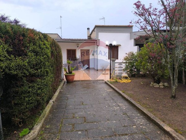 casa indipendente in vendita a Cassano delle Murge