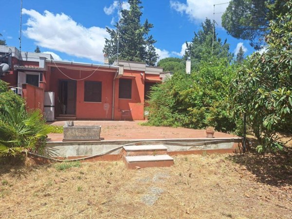 casa indipendente in vendita a Cassano delle Murge