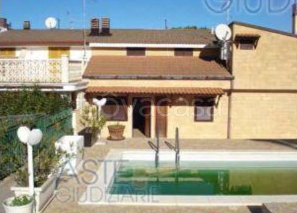 casa indipendente in vendita a Cassano delle Murge