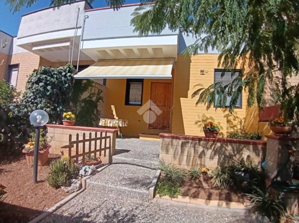 casa indipendente in vendita a Cassano delle Murge