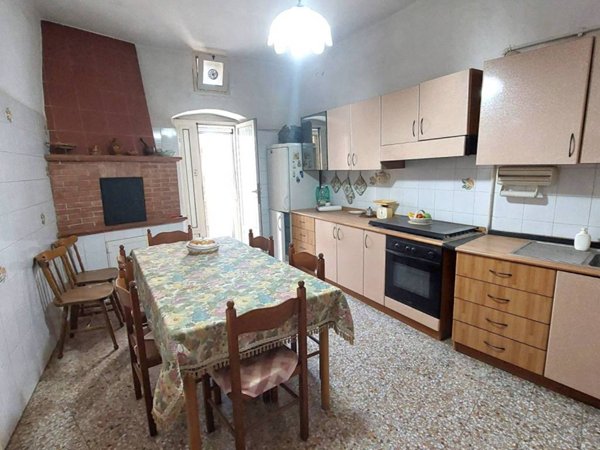 casa indipendente in vendita a Cassano delle Murge
