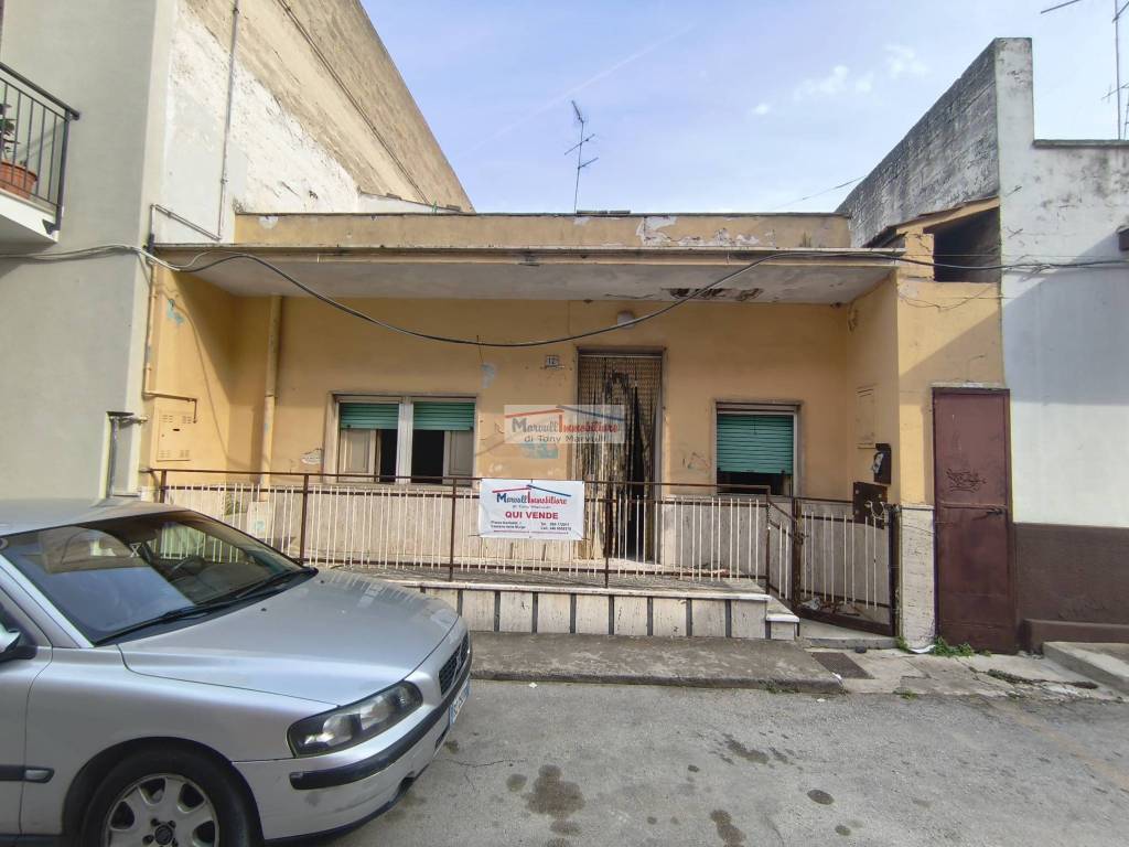 casa indipendente in vendita a Cassano delle Murge