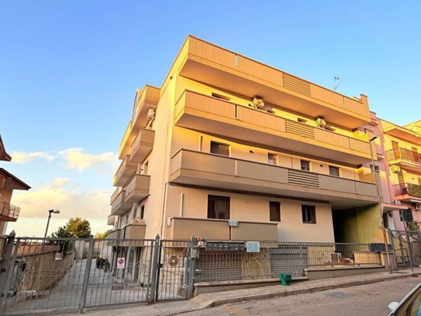 appartamento in vendita a Cassano delle Murge