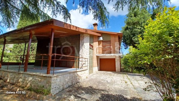 casa indipendente in vendita a Cassano delle Murge