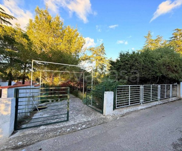 casa indipendente in vendita a Cassano delle Murge