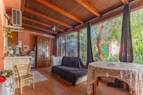 casa indipendente in vendita a Cassano delle Murge