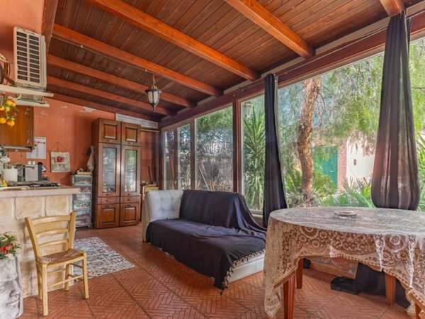 casa indipendente in vendita a Cassano delle Murge