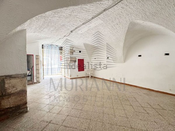 locale commerciale in vendita a Cassano delle Murge