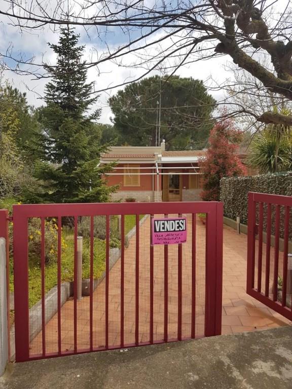 casa indipendente in vendita a Cassano delle Murge