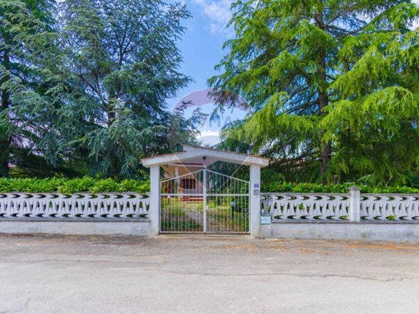 casa indipendente in vendita a Cassano delle Murge