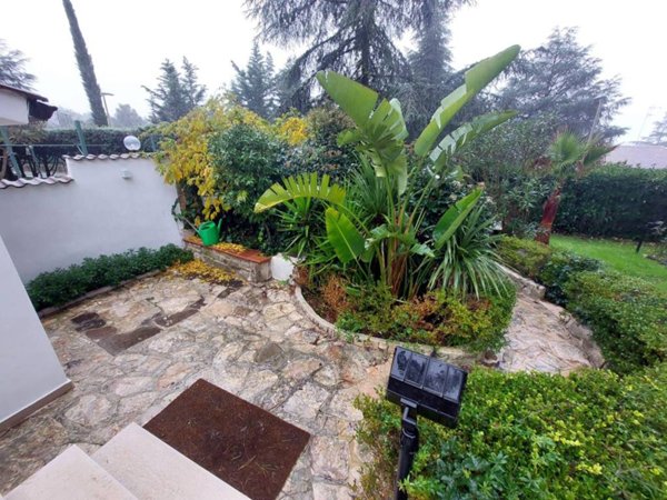 casa indipendente in vendita a Cassano delle Murge