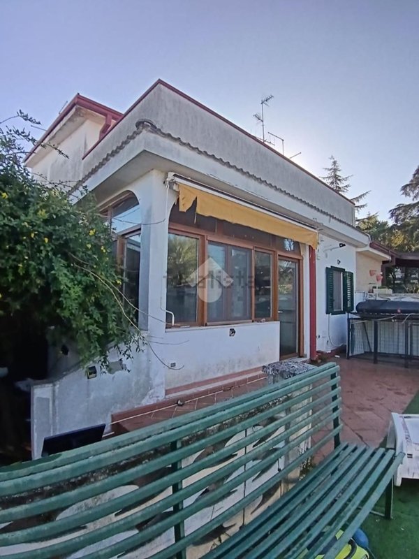 casa indipendente in vendita a Cassano delle Murge