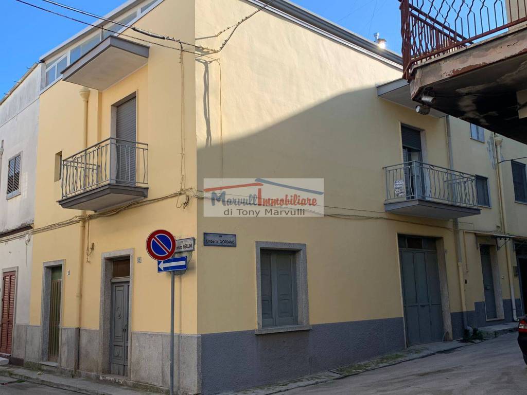 casa indipendente in vendita a Cassano delle Murge
