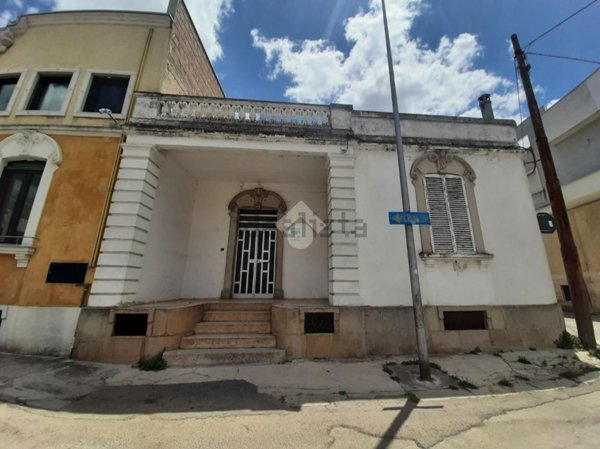 casa indipendente in vendita a Cassano delle Murge