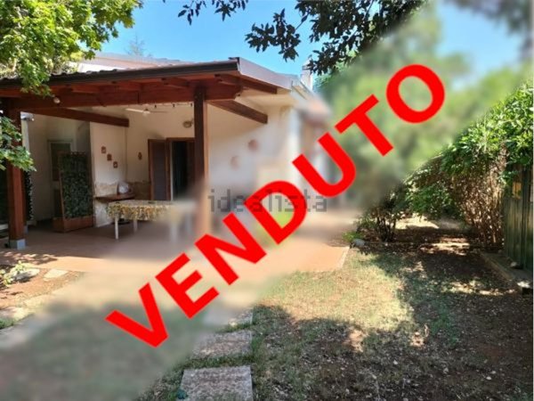 casa indipendente in vendita a Cassano delle Murge