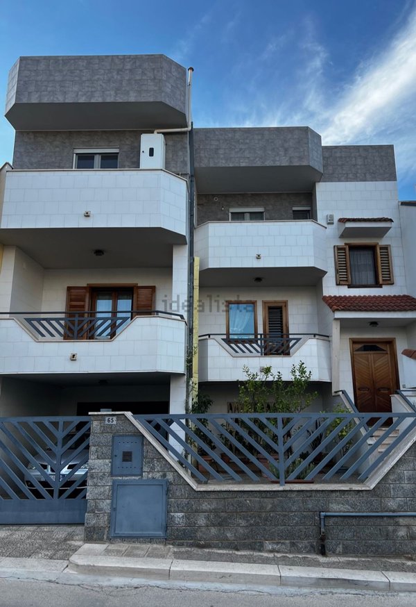 casa indipendente in vendita a Cassano delle Murge