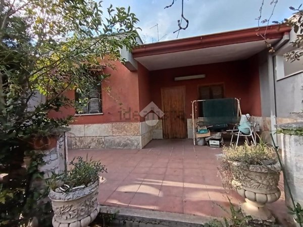 casa indipendente in vendita a Cassano delle Murge