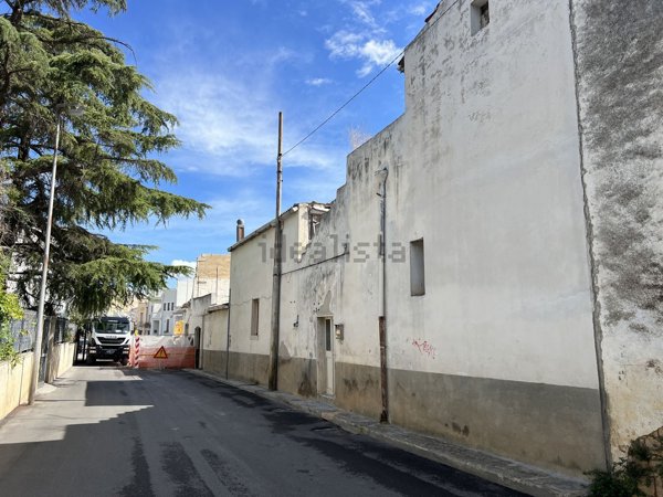 casa indipendente in vendita a Cassano delle Murge