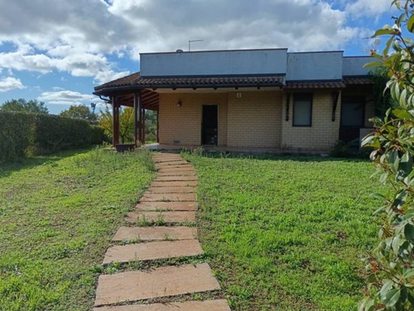 casa indipendente in vendita a Cassano delle Murge