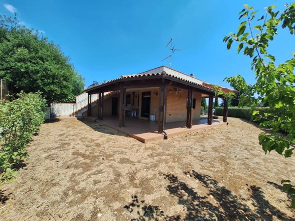 casa indipendente in vendita a Cassano delle Murge