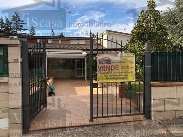 casa indipendente in vendita a Cassano delle Murge
