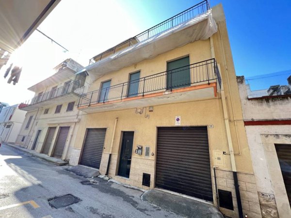 casa indipendente in vendita a Cassano delle Murge