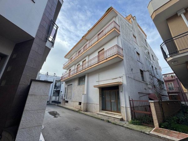 appartamento in vendita a Cassano delle Murge