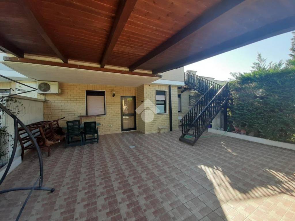 casa indipendente in vendita a Cassano delle Murge