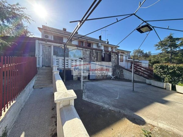 casa indipendente in vendita a Cassano delle Murge