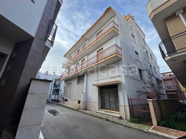 appartamento in vendita a Cassano delle Murge