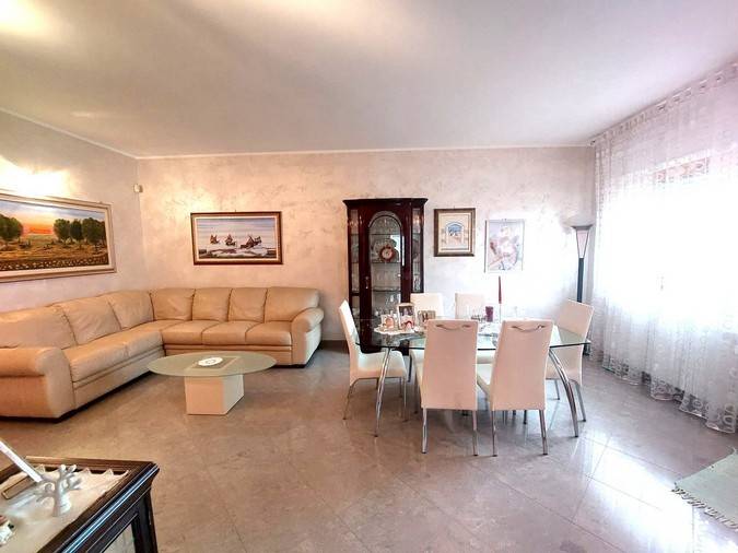 casa indipendente in vendita a Cassano delle Murge