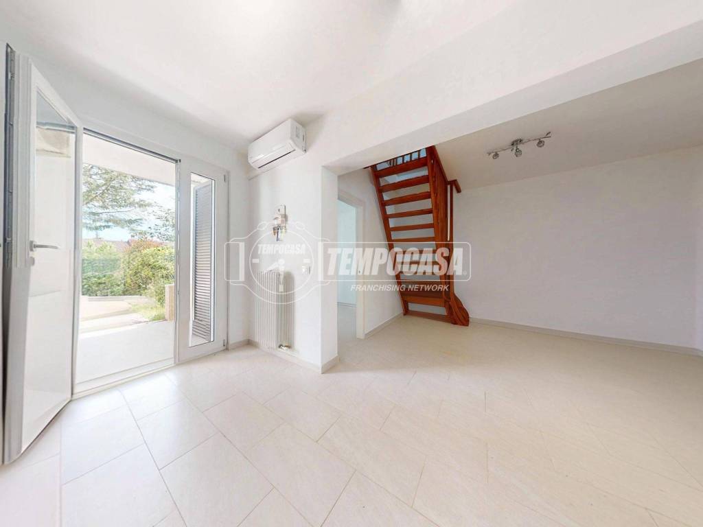 casa indipendente in vendita a Cassano delle Murge