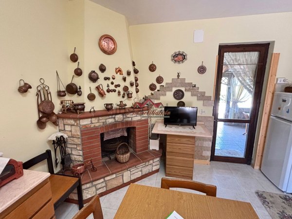 casa indipendente in vendita a Cassano delle Murge