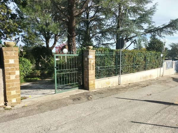 casa indipendente in vendita a Cassano delle Murge