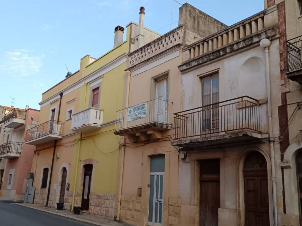 casa indipendente in vendita a Cassano delle Murge