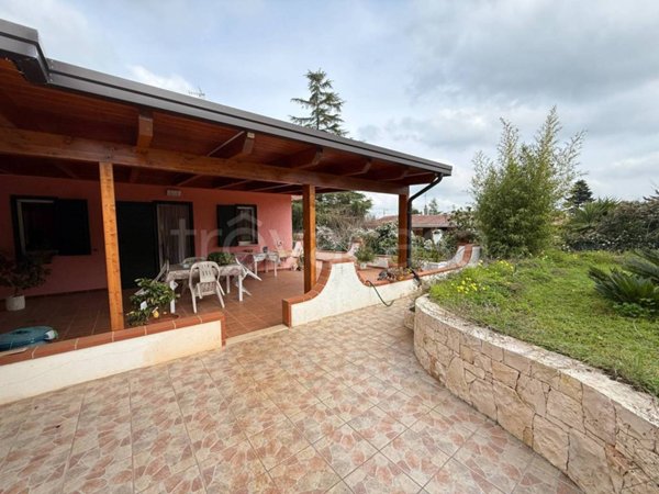 casa indipendente in vendita a Cassano delle Murge