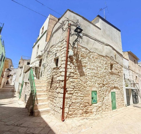 casa indipendente in vendita a Cassano delle Murge