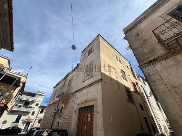 casa indipendente in vendita a Cassano delle Murge