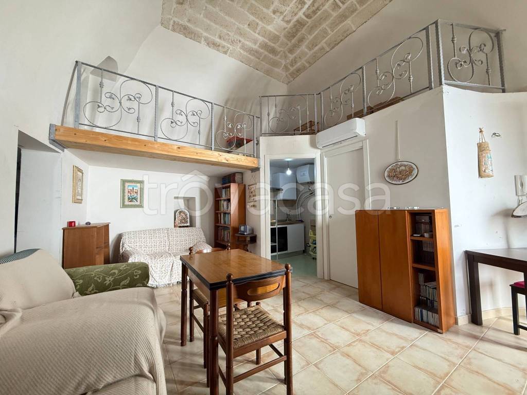 casa indipendente in vendita a Cassano delle Murge