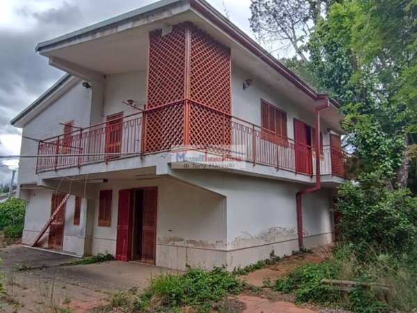 casa indipendente in vendita a Cassano delle Murge