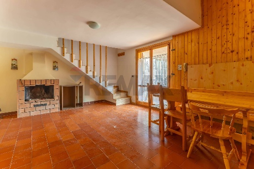 casa indipendente in vendita a Cassano delle Murge